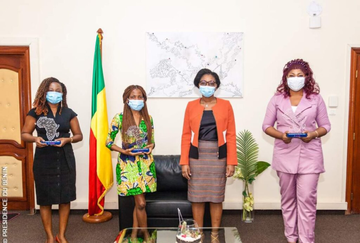 CONCOURS « AMAZONES DU DIGITAL » : Aurélie Adam Soulé Zoumarou reçoit les lauréates