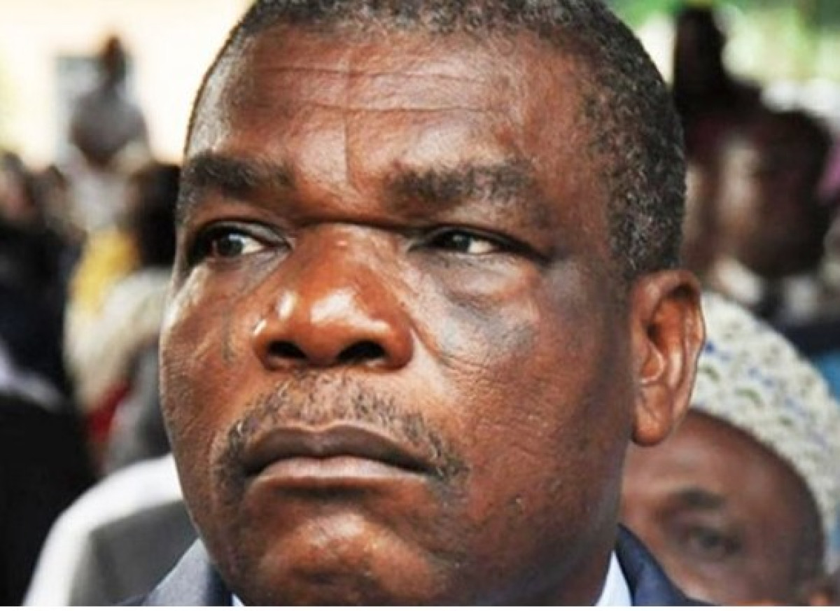 EDITO : Tiando siffle tard le hors-jeu!