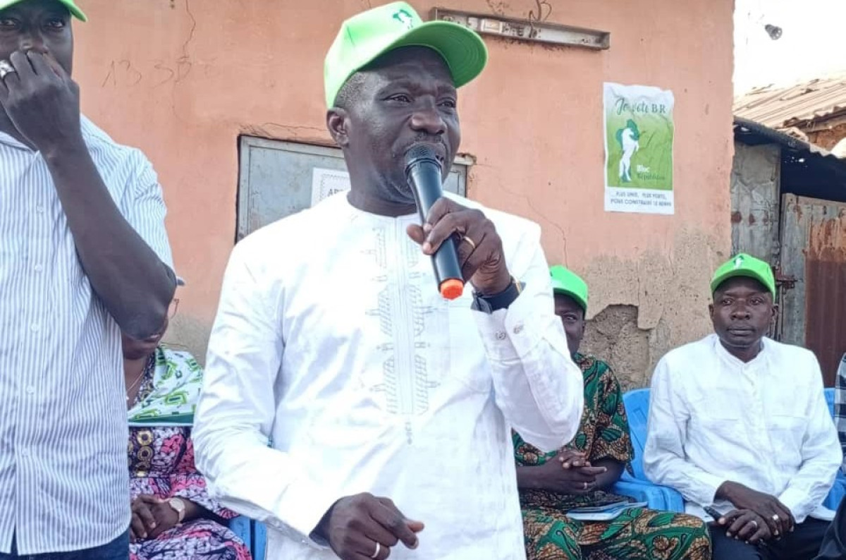 À travers le meeting d'orientation à Baparapé et Agbagba: Dr Abdou Razak Maman ouvre la porte au BR dans les quartiers traditionnels de Parakou