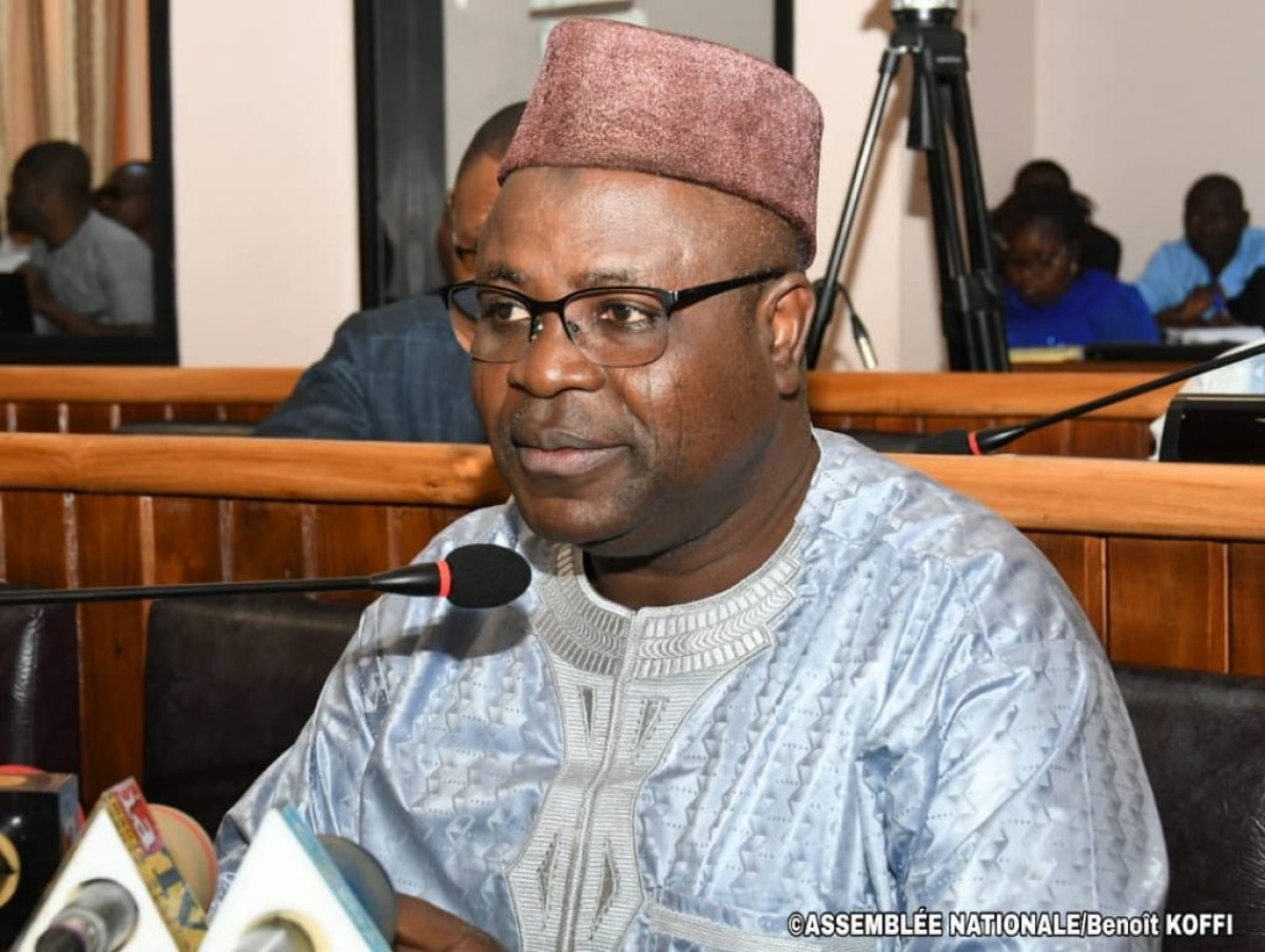 GROUPE PARLEMENTAIRE BLOC RÉPUBLICAIN À L’ASSEMBLÉE NATIONALE L’He Abdoulaye Gounou élu président . Bénoit Dègla Vice-président