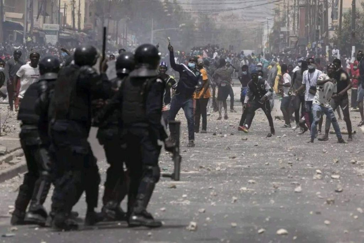 CONDAMNATION DE SONKO AU SÉNÉGAL : Déjà une dizaine de morts dans de violentes manifestations  . Internet coupé dans le pays
