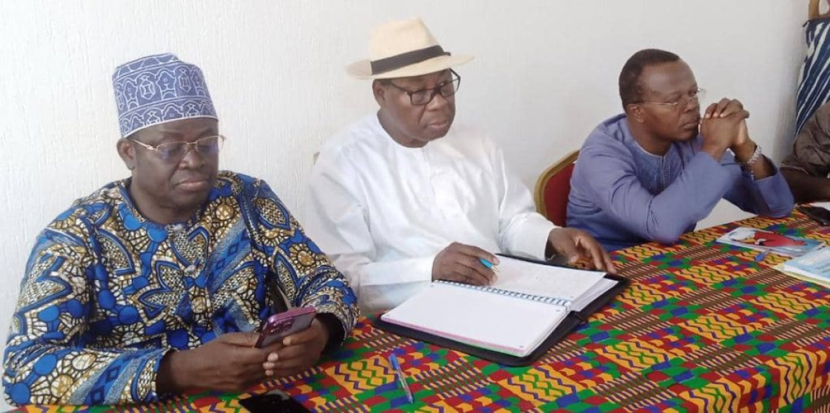 SEMINAIRE DE FORMATION DES 28 DÉPUTÉS  DU PARTI ‘’LES DEMOCRATES’’ : Boni Yayi outille les nouveaux parlementaires