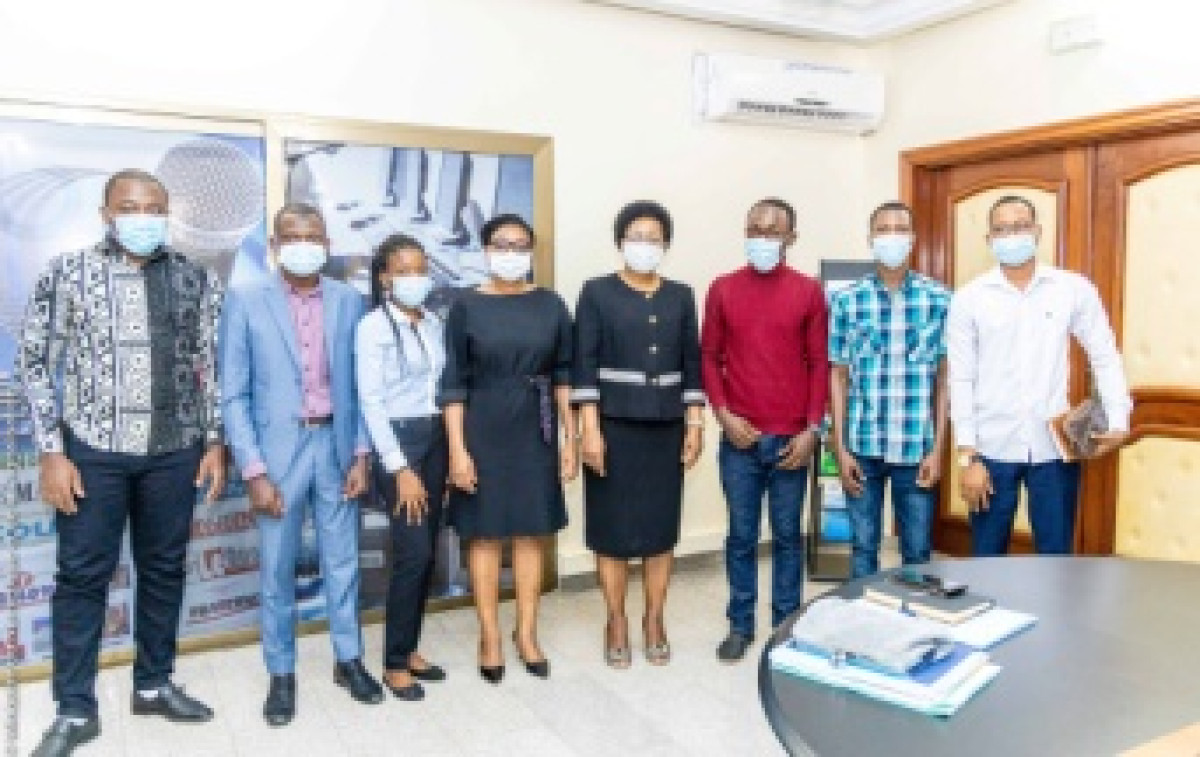 APRÈS DEUX ANS DE FORMATION À L&rsquo;ESMT DE DAKAR : Les ministres Aurélie Adam et Ladékan reçoivent les ex-boursiers