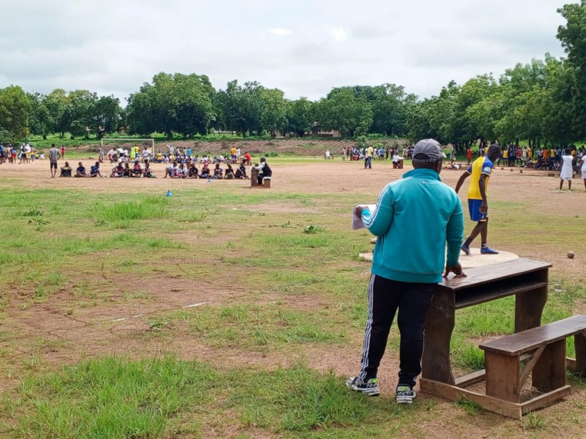 DÉMARRAGE DES ÉPREUVES SPORTIVES DU BACCALAURÉAT À PARAKOU : Les candidats face au triple saut, au lancer de poids et la gymnastique