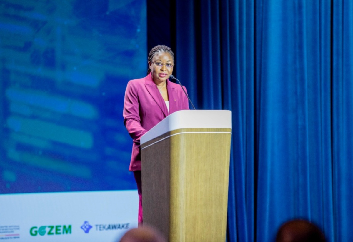 Ministre Aurélie Adam au lancement de la semaine du numérique: «le numérique n'efface pas nos identités, il les amplifie,…»