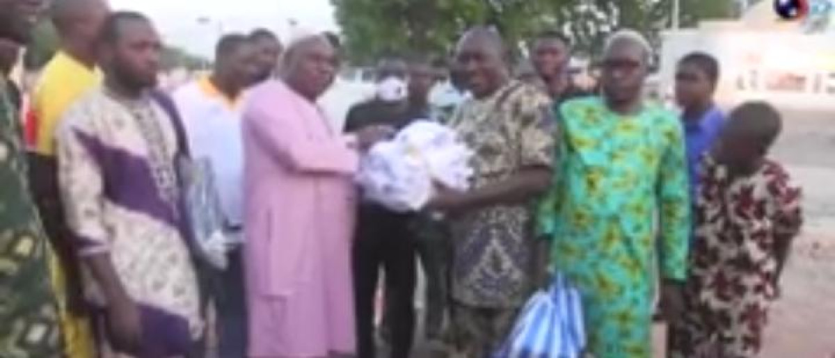 EQUIPE  »DECISION PÉTANQUE CLUB » DE PARAKOU : L&rsquo;he Gbadamassi fait don d&rsquo;équipements sportifs