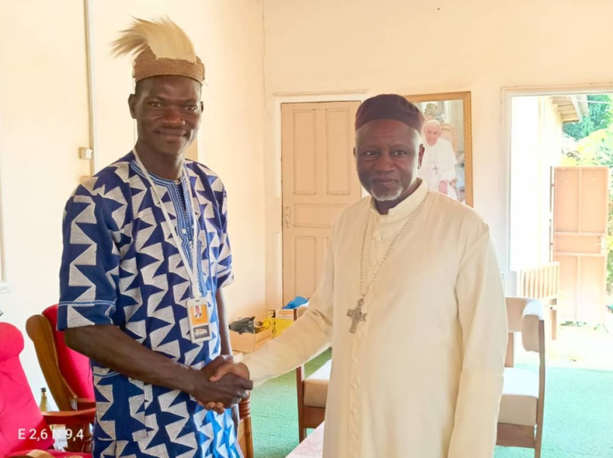 ORGANISATION DE LA 15E ÉDITION DU FESTIVAL TIBOYAAKA À TCHAOUROU : L&rsquo;archevêque N&rsquo;Koué, le Roi Akpaki, l&rsquo;Imam de Parakou, acquis à la cause . Une délégation du Nigéria soutient le festival
