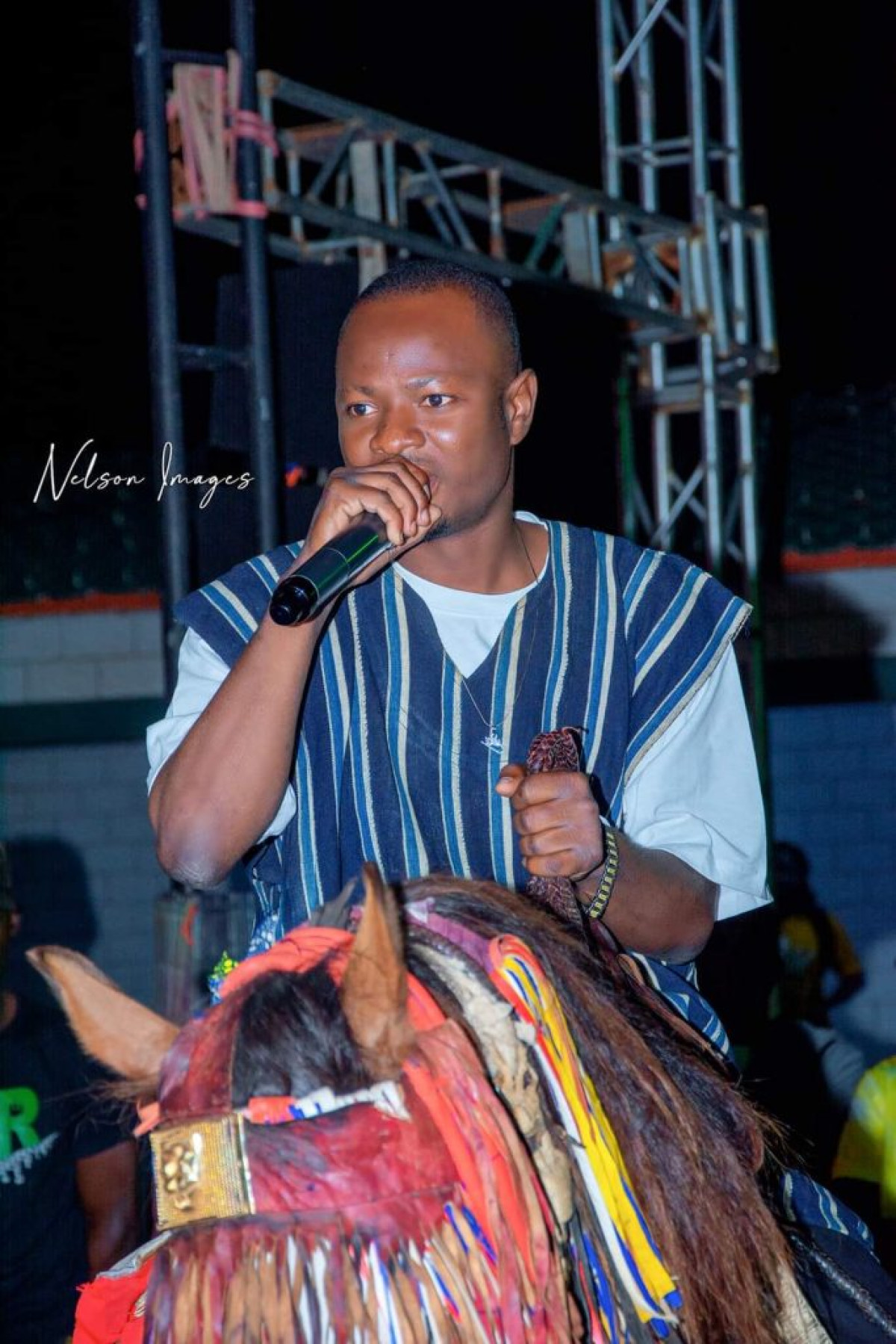 15 ANS DE SCÈNE : Maff Affo, toujours dans le coeur des Parakois