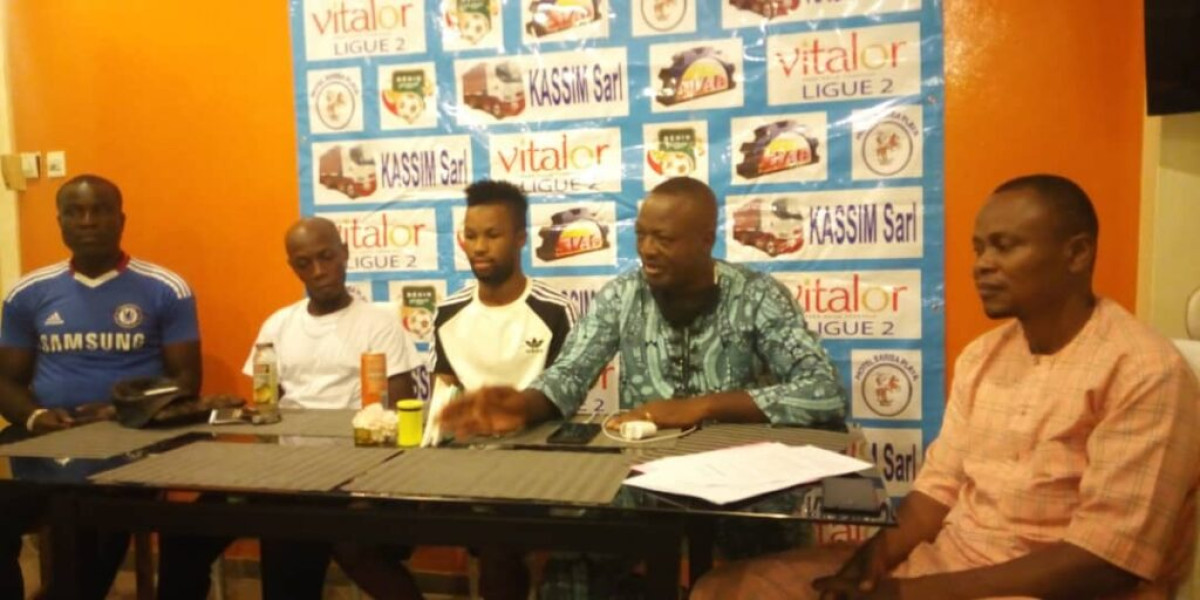 FOOTBALL : La pépite guinéenne Aly Badara Camara signe à Djeffa Fc