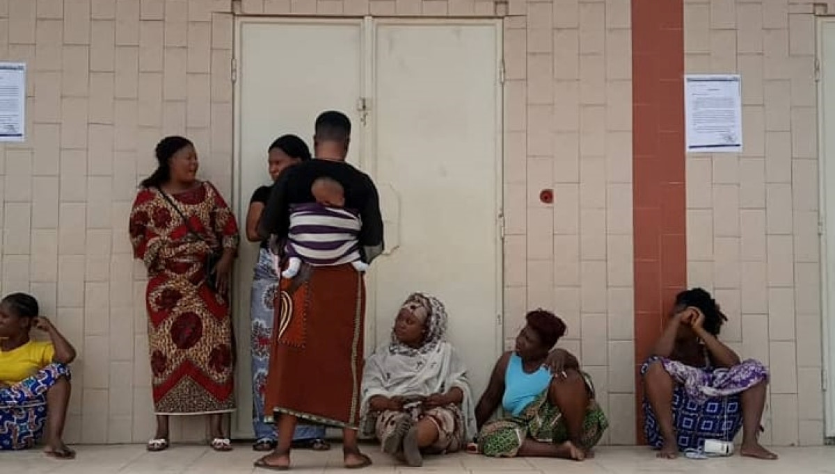 PARAKOU :  Les clients d&rsquo;une agence d&rsquo;épargne en larmes   • Voici ce qui s&rsquo;est passé