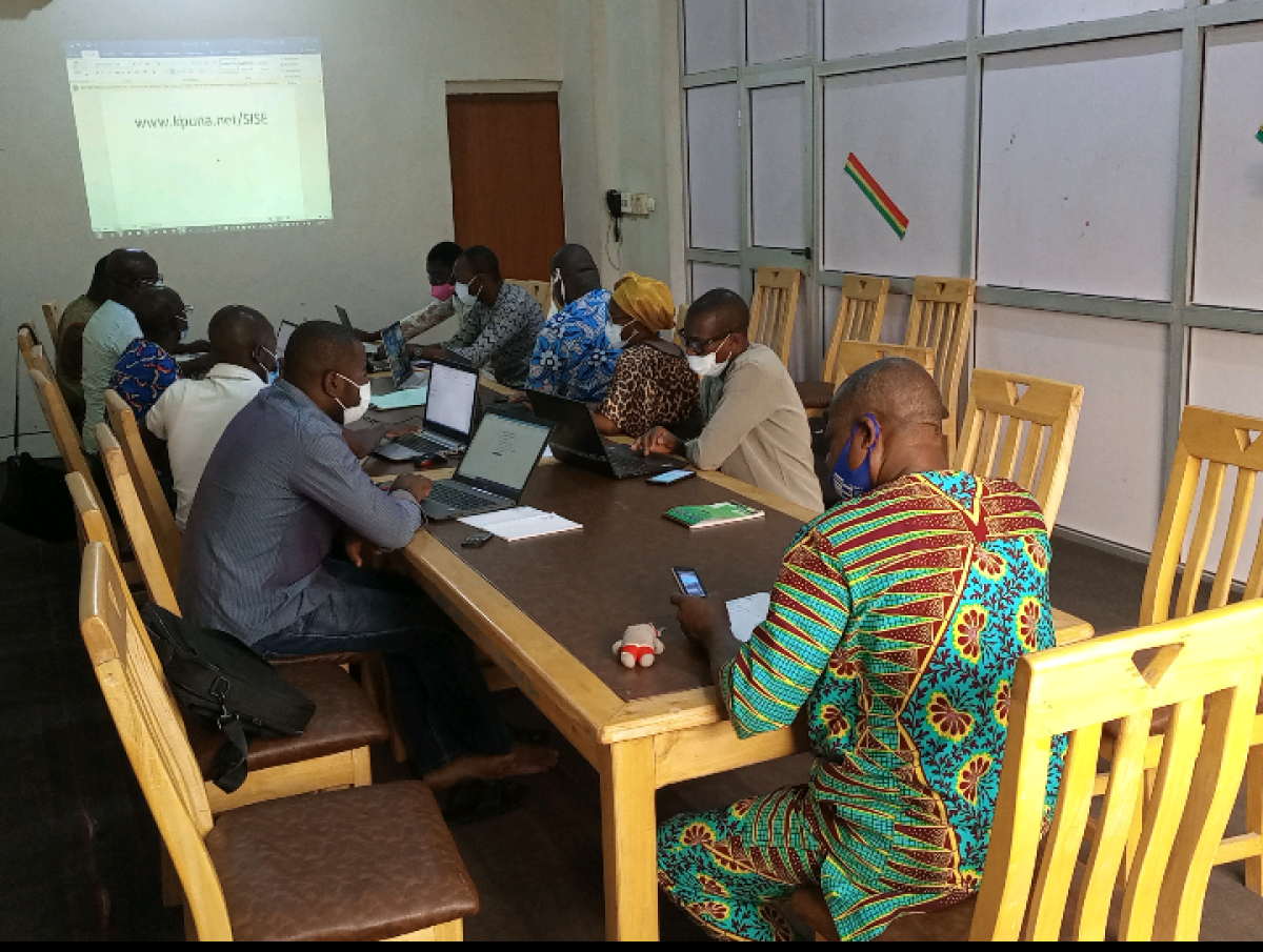 SYSTEME INFORMATISE DE SUIVI-EVALUATION  (SISE) : Un outil de l’Adécob pour des informations et données statistiques  fiables . Les acteurs communaux de Parakou et Tchaourou formés