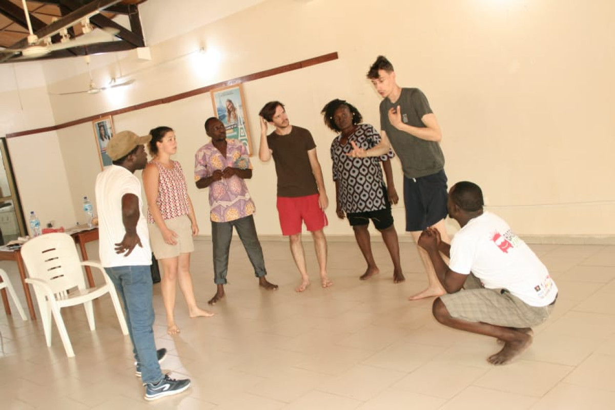 CULTURE/SOUS L&rsquo;ARBRE À PALABRES : Un projet culturel pour renforcer les liens entre la France et le Bénin