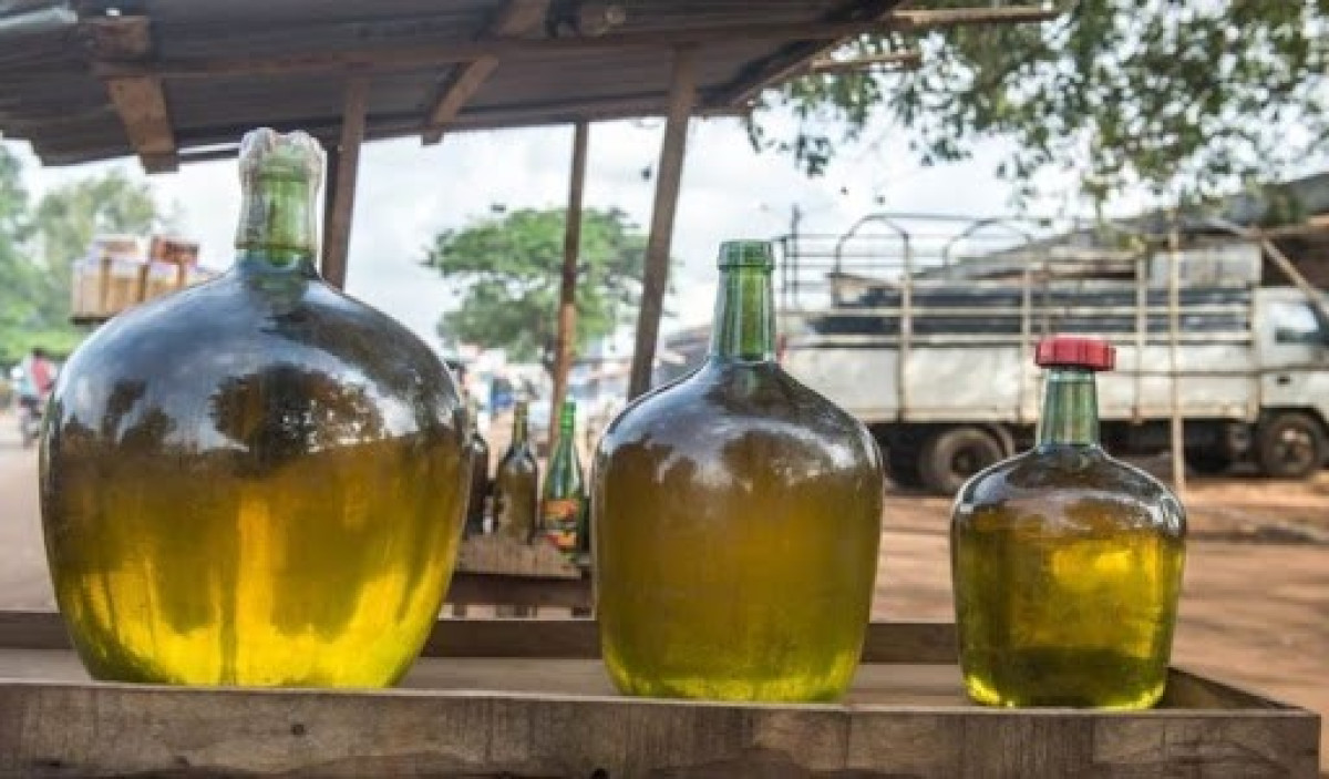 CONSÉQUENCE DE LA DÉCISION DU PRÉSIDENT NIGÉRIAN D&rsquo;ARRÊTER LA SUBVENTION DE L&rsquo;ESSENCE :  Le “Kpayo” vendu à 600 voir 700 Fcfa au Bénin  . Patrice Talon invité à jouer la carte de négociation avec son homologue nigérian