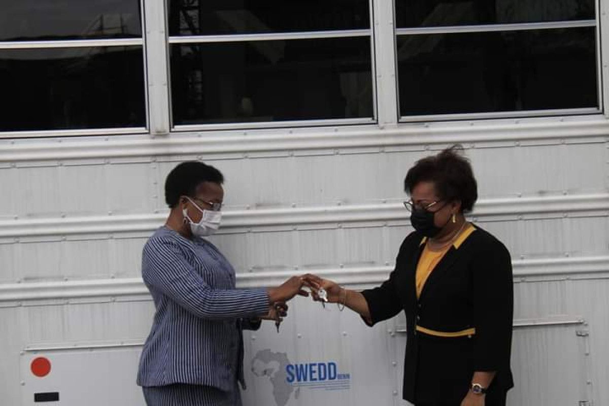 POUR FACILITER LA MOBILITE DES ETUDIANTS : L’Inmes et l’Ifsio dotés de deux bus flambants neufs