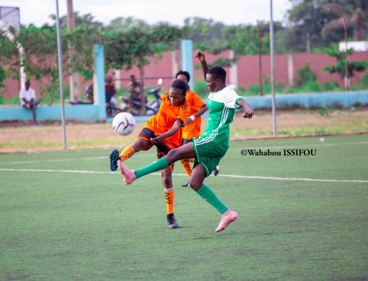 TOURNOI DE MISE EN JAMBES “JOURS DES CHAMPIONNES FOOTBALLEUSES” : As Gamia s&rsquo;impose devant Élites Ac et file en finale  . Dinosaures Cbls # Boa Fc dans un instant