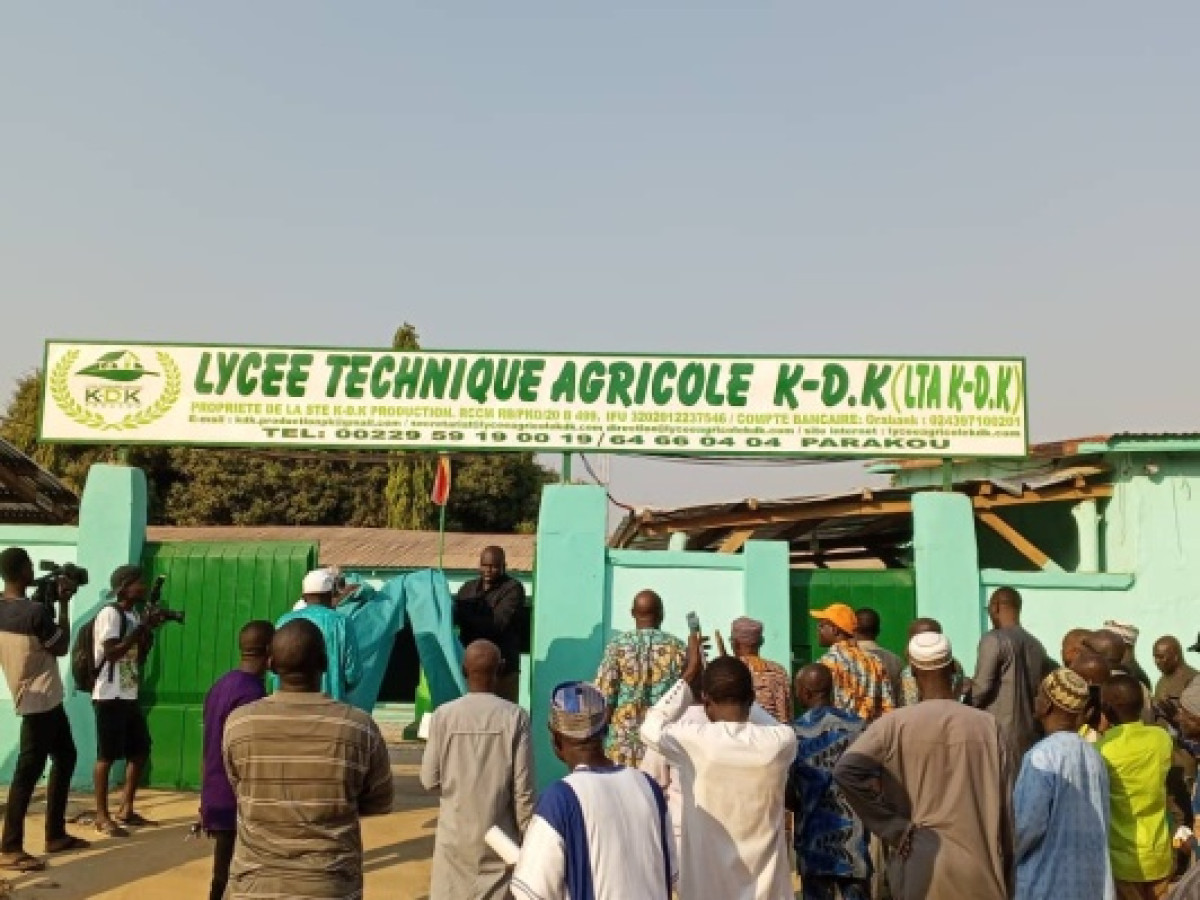 ENTREPRENEURIAT DES JEUNES AU BÉNIN : Charles Toko ouvre le Lycée Technique Agricole K-dk à Parakou