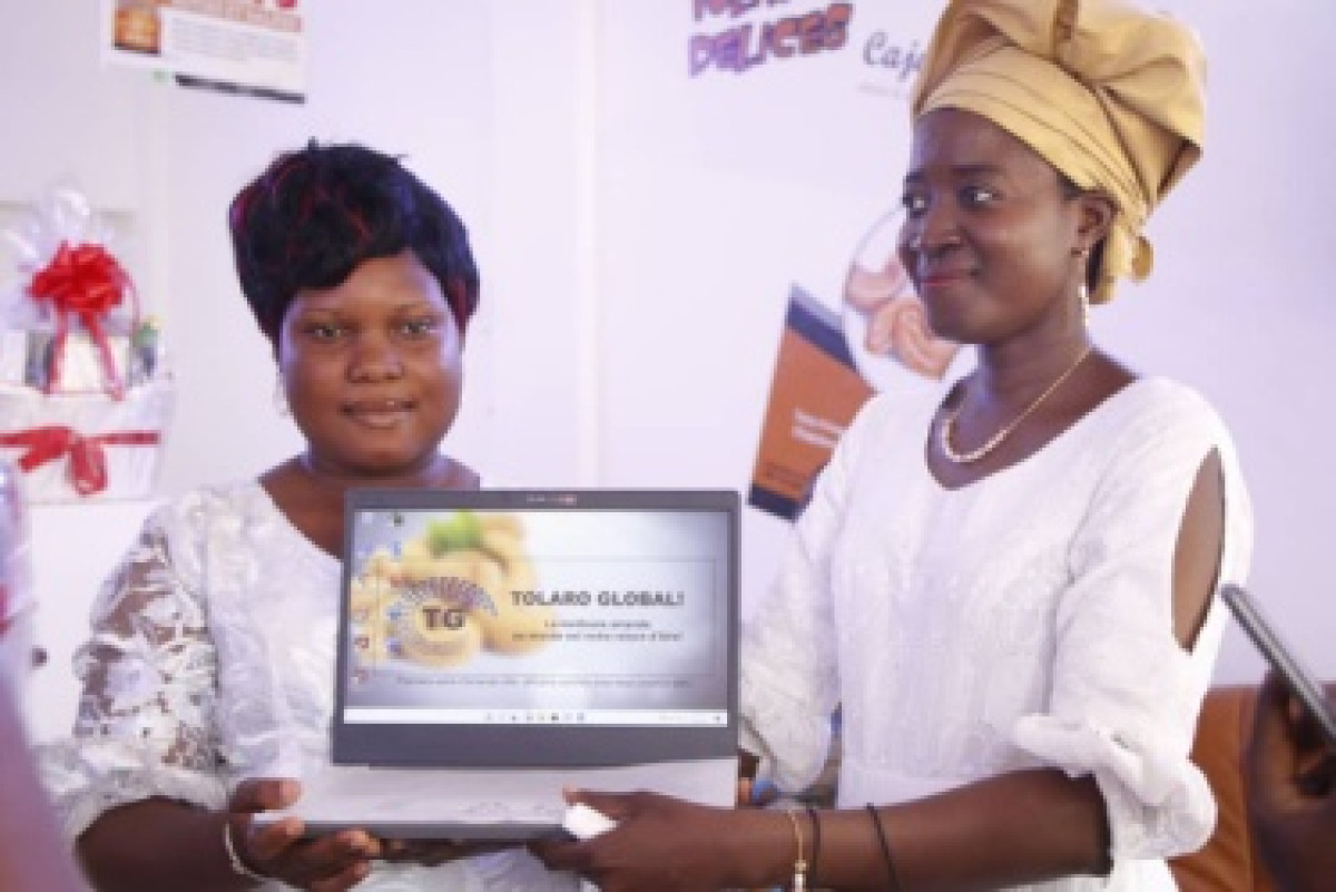 CONCOURS PHOTO SAINT VALENTIN DE TOLARO DÉLICES : Diane Kotoko remporte le 1er prix . Un coup d’essai, un coup de maître pour Tolaro Délices . Des lots très alléchants distribués aux gagnants