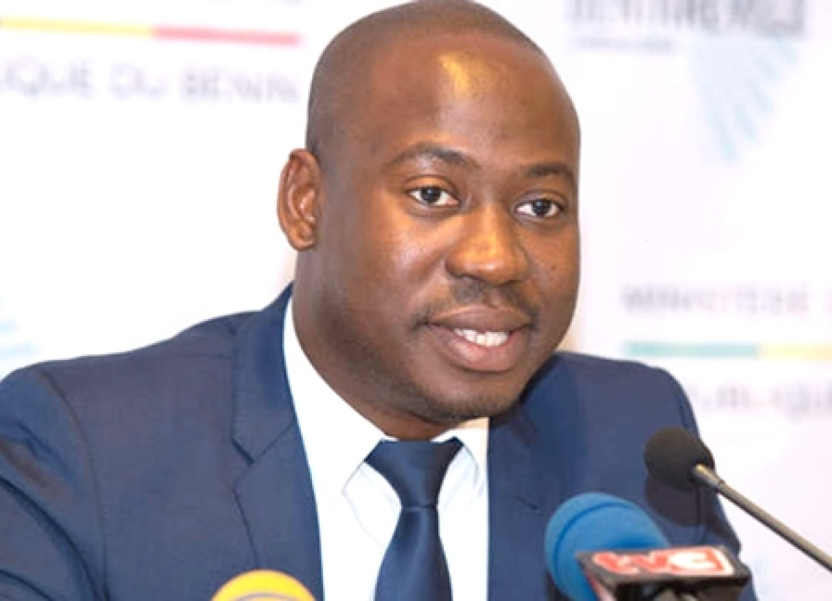 CONSTRUCTION D’UN NOUVEAU STADE À PARAKOU : Le ministre Oswald Homeky en passe de réaliser un vieux rêve des parakois