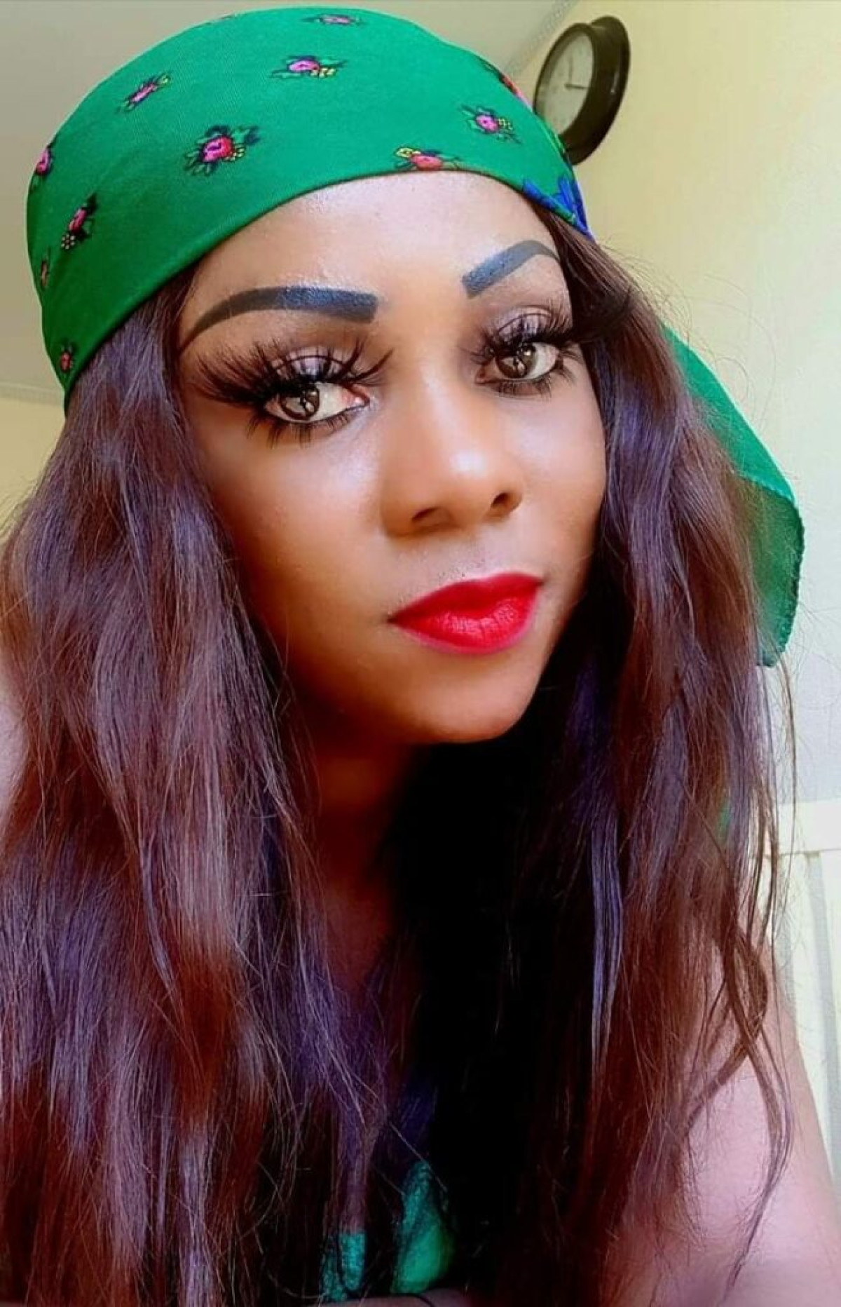 DEPIGMENTATION : L’artiste camerounaise Mani Bella décide d&rsquo;y mettre un terme