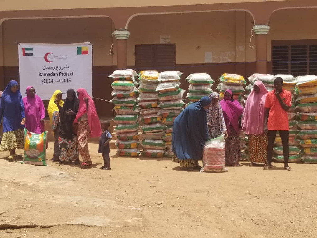 POUR LA FÊTE DU RAMADAN AU BÉNIN : L&rsquo;association Al-Islaah fait don de plus de 600 sacs de riz