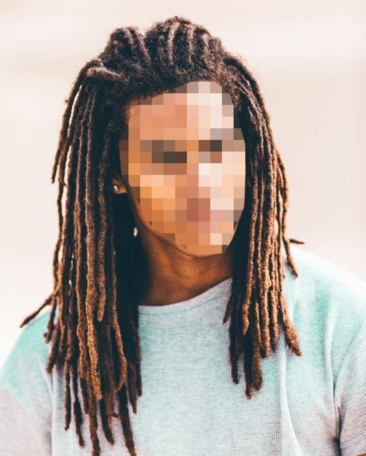 TRESSE DREAD PAR LES HOMMES : Les « rastas’’ entre préjugés et incompréhensions