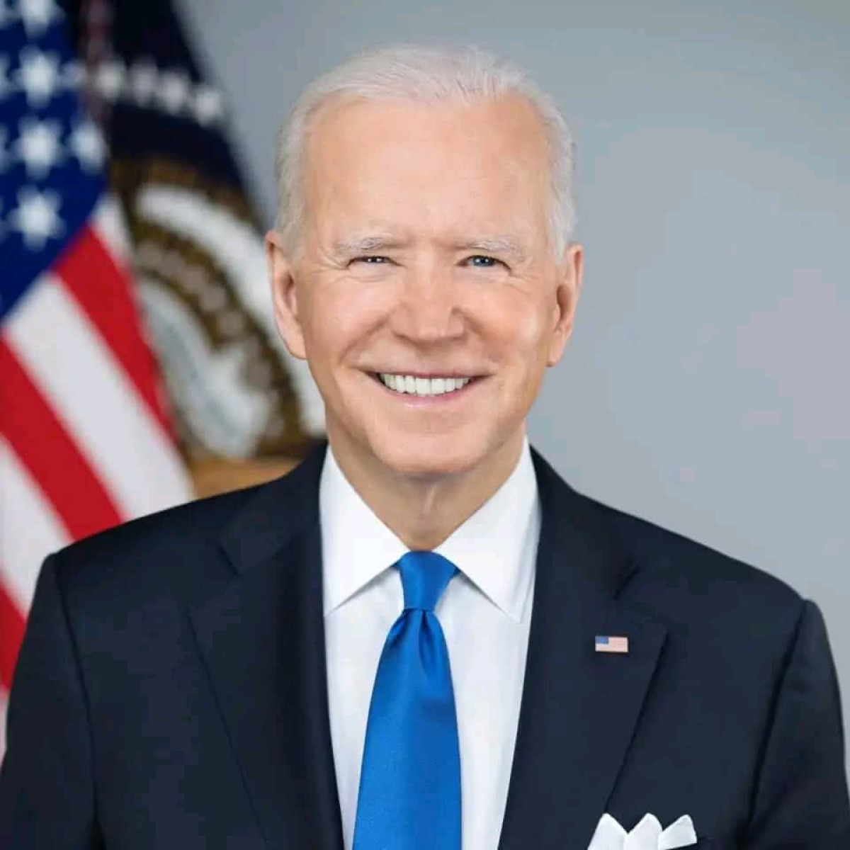 PRÉSIDENTIELLE AUX ÉTATS-UNIS    :  Joe Biden renonce à sa candidature et soutient Kamala Harris