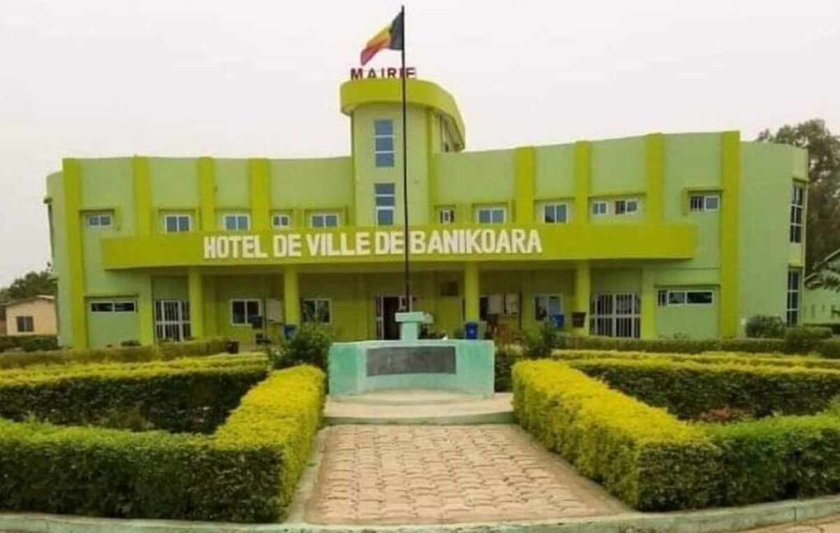 BANIKOARA/SANS SALAIRE DEPUIS 4 MOIS : Les agents prestataires de la mairie en grève de faim