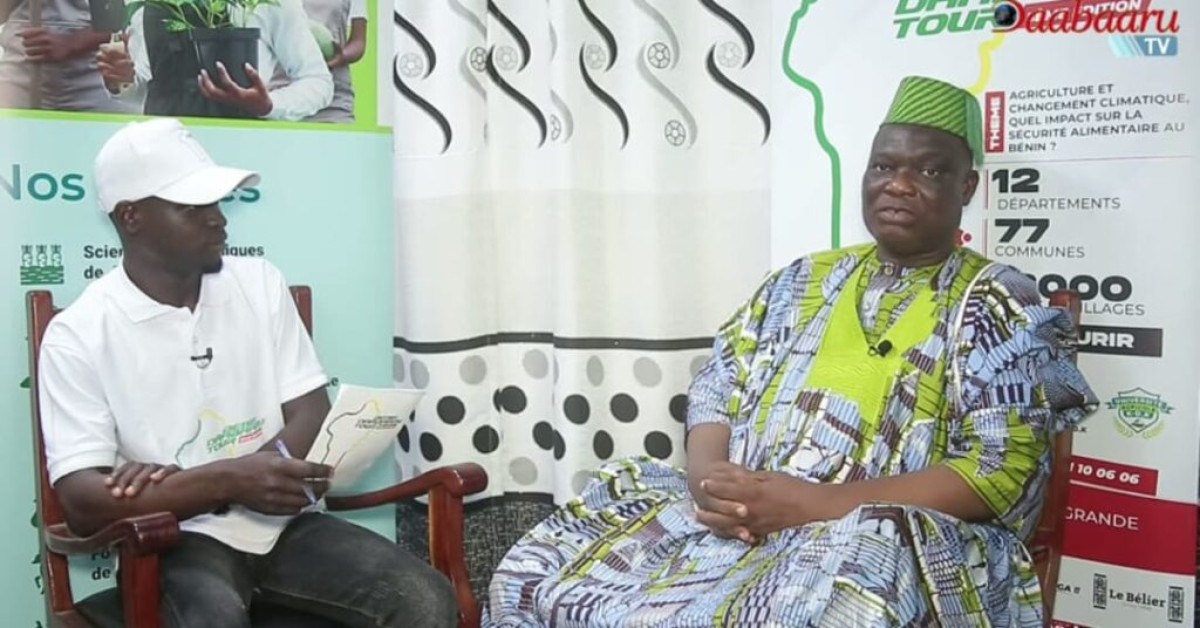 Le maire de sèmè-kpodji à l&rsquo;occasion de bénin daabaaru tour: «nous sommes parfois en proie à des inondations dues à la montée des eaux&#8230;», déplore Jonas Gbenameto