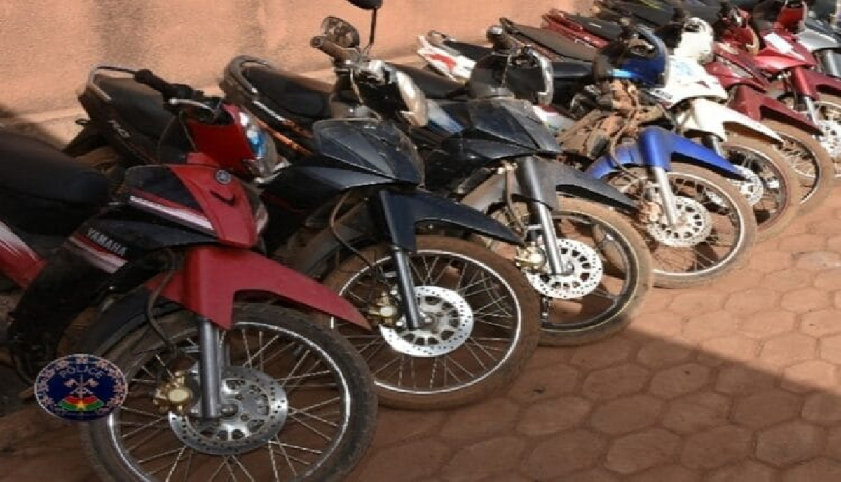 DJOUGOU : Plusieurs motos arrêtées pour non port de casques