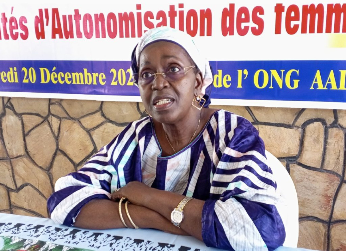 EN MARGE DE L’ASSEMBLÉE GÉNÉRALE ORDINAIRE DE L&rsquo;ONG AADEF-BÉNIN : L’He Mariama Baba Moussa apprend à des femmes “à pêcher du poisson »