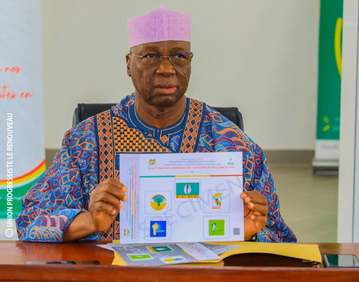 Élections communales et législatives de 2026 :La Cena remet les spécimens des bulletins uniques aux partis en lice