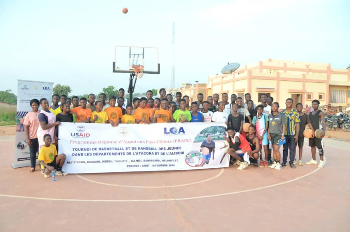 Cohésion sociale et paix dans les communautés de l’Atacora et de l’Alibori : LRI-CREATIVE/USAID mobilise les jeunes autour du sport  