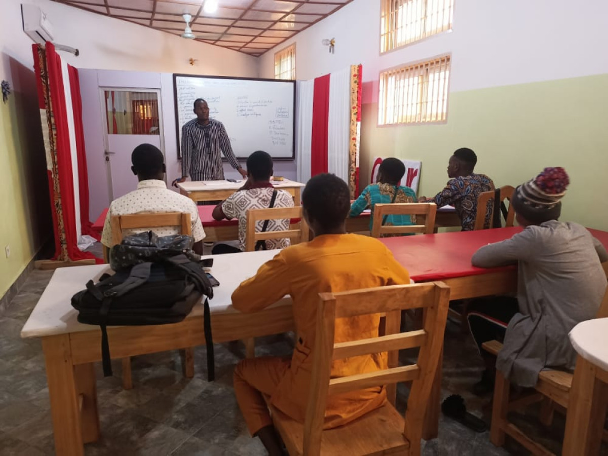 DÉMARRAGE DES COURS AU CFOMAN-DAABAARU : Des étudiants de la deuxième promotion à l’école du journalisme