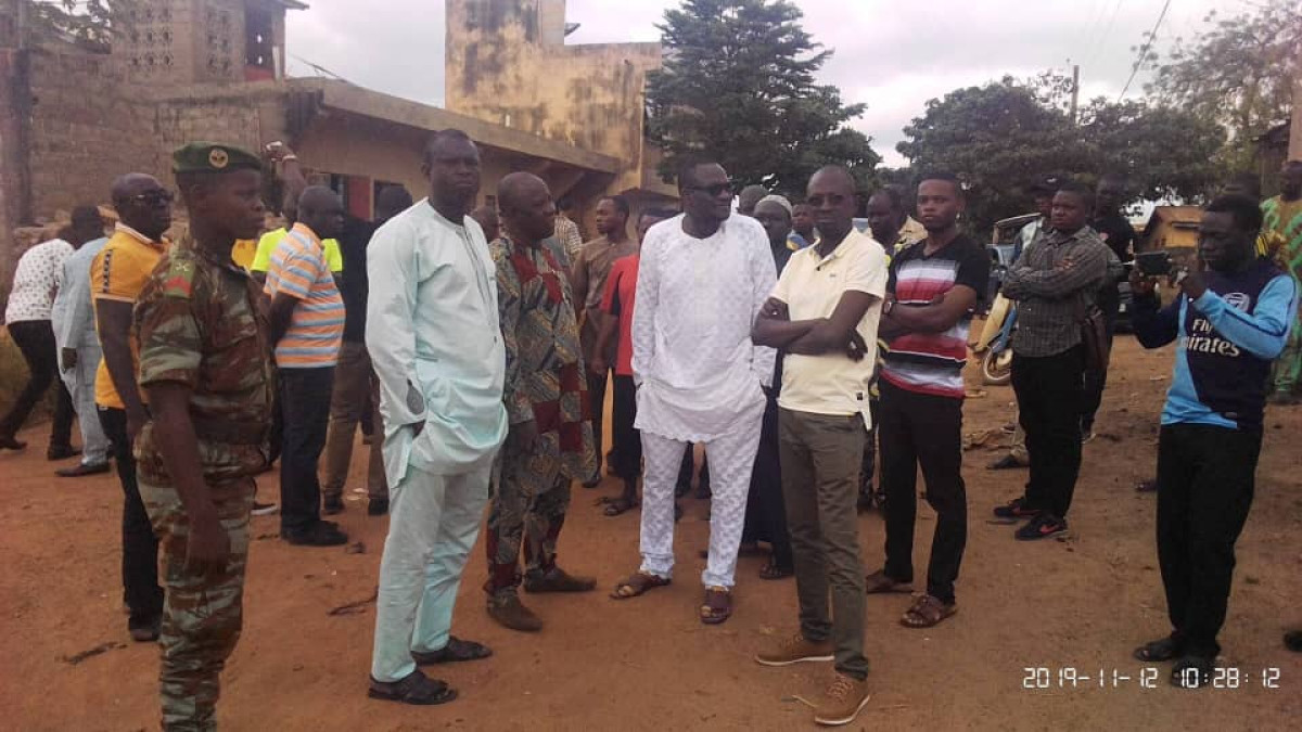 ASSAINISSEMENT DANS LA VILLE DE PARAKOU : Plus de 200 toilettes publiques à réaliser à Parakou . Des sites officiellement remis par Charles Toko