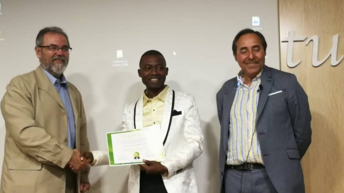 IVE CONGRES DE LA COMMUNAUTE DE NATUROPATHIE  : Fernand Nathan Agbaoungba révèle le Bénin à Madrid