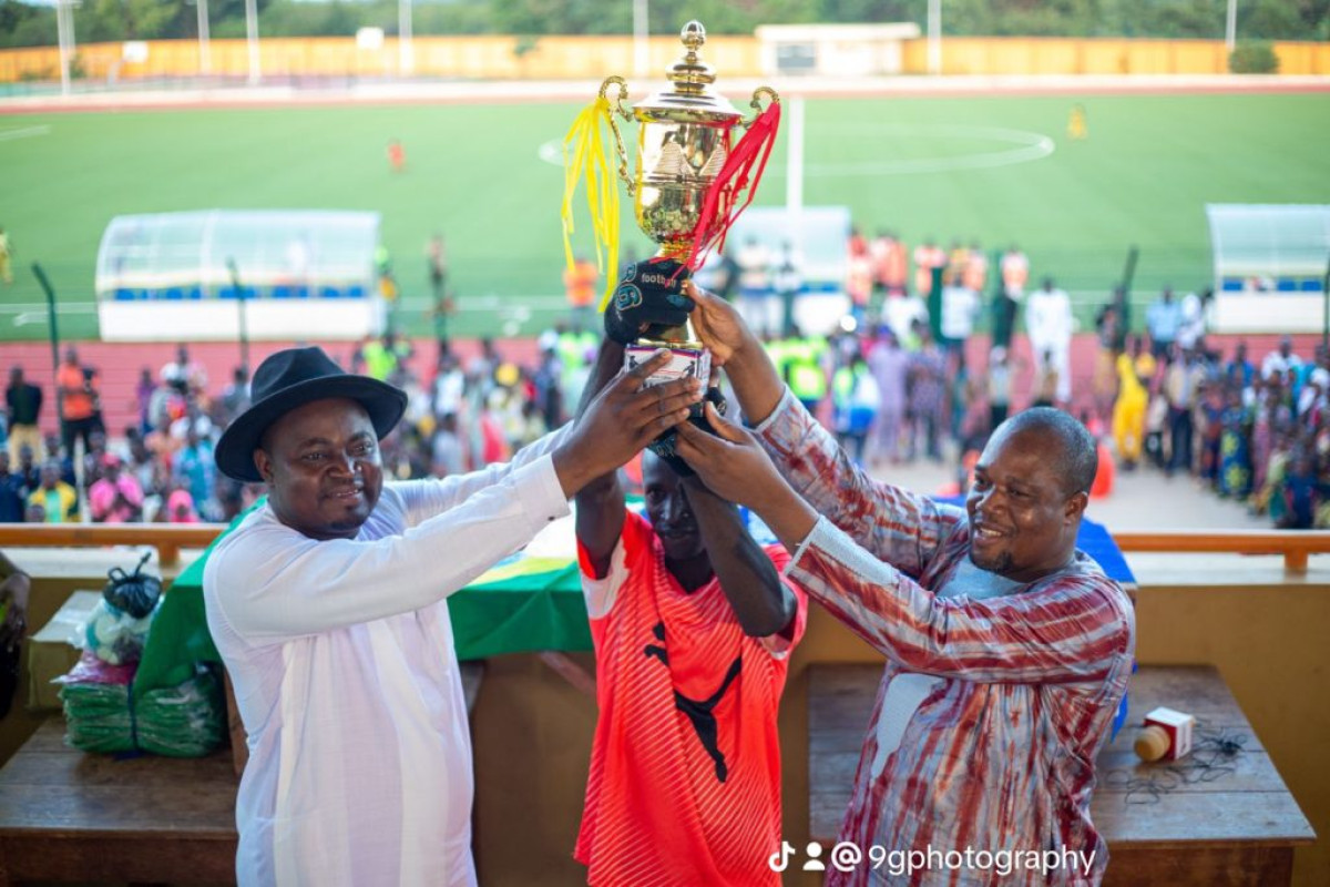 3E ÉDITION DU TOURNOI DES GRANDES VACANCES (TGV) À KOUANDÉ : Aminou Mama Ibrahim réussi le pari d&rsquo;une magnifique organisation  .Express Fc de Guilmaro sacrée équipe championne