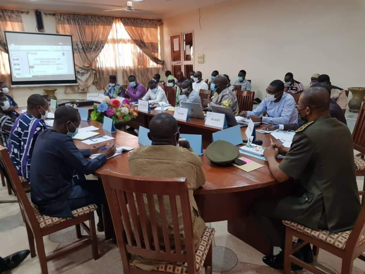 DEPARTEMENT DU BORGOU : Cissé et les membres du Cdcc passent au scanner les enjeux du système éducatif . Le Fonds National de réponse aux Catastrophes (Foncat) présenté aux maires