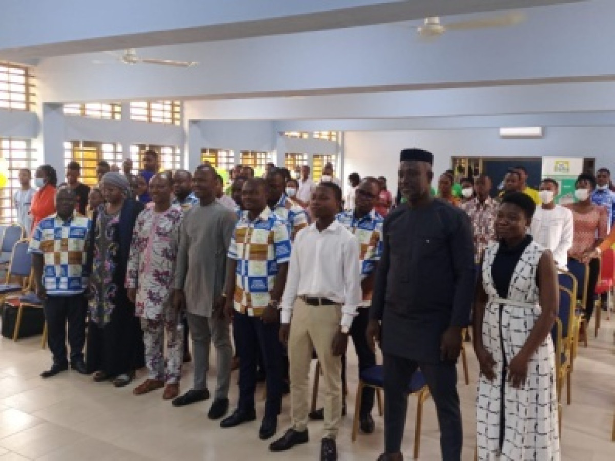 UNIVERSITÉ DE PARAKOU : Dafra pharma lance le concours Excellence Dafra . Les étudiants de la Fm de l’Up de la 3e en 6e année concernés