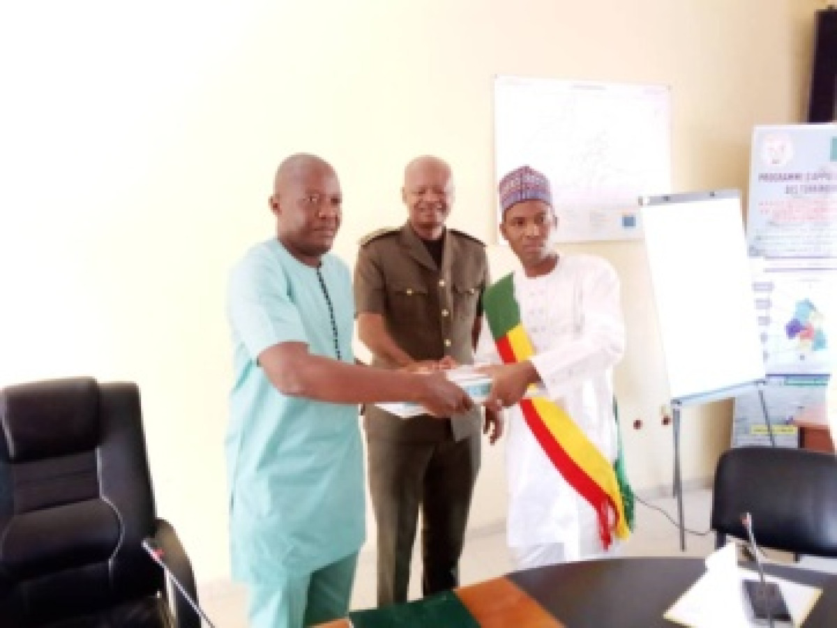 MAIRIE DE GOGOUNOU : Le S.e. Franck Mongbo investi dans ses nouvelles fonctions