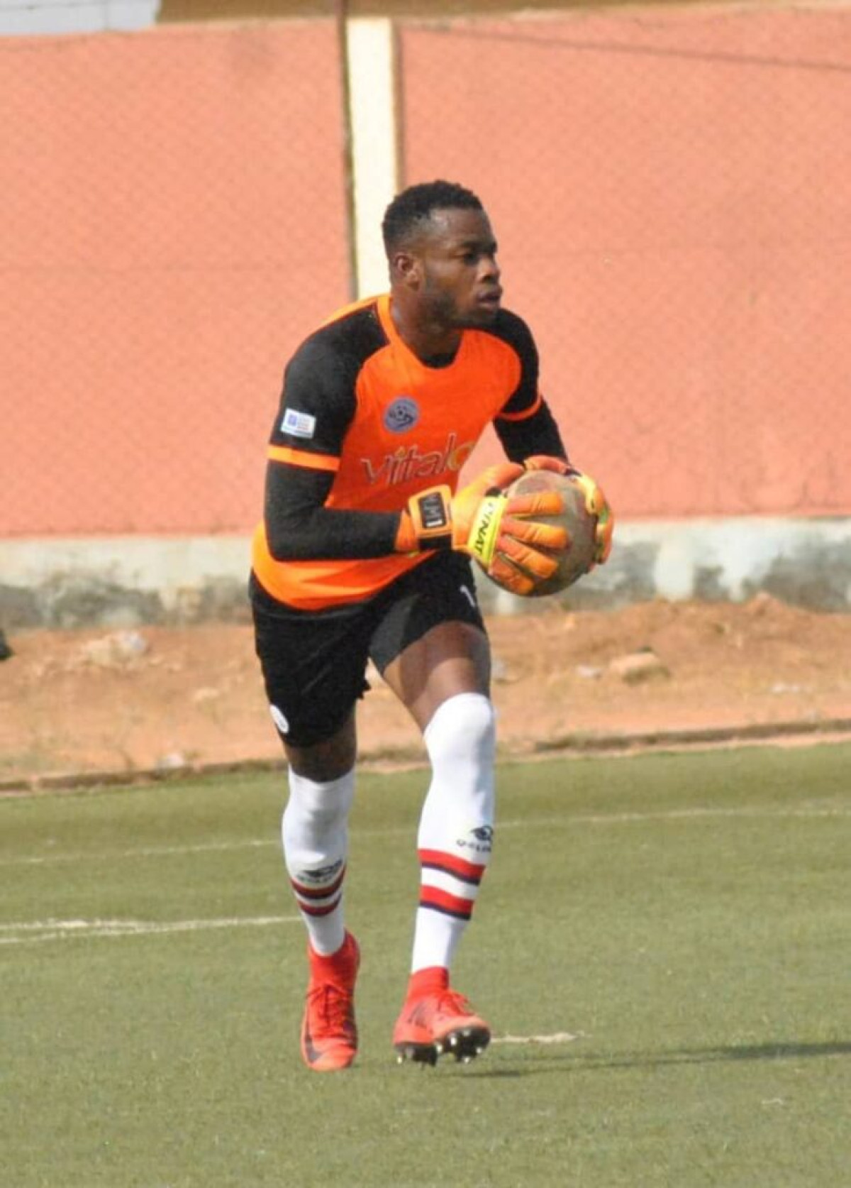 FOOTBALL /DECOUVERTE : Jean-Paul Assendé, sur les traces d’Oliver Khan . «…mon rêve c’est de devenir l’un des meilleurs gardiens en Afrique…», dixit Jp