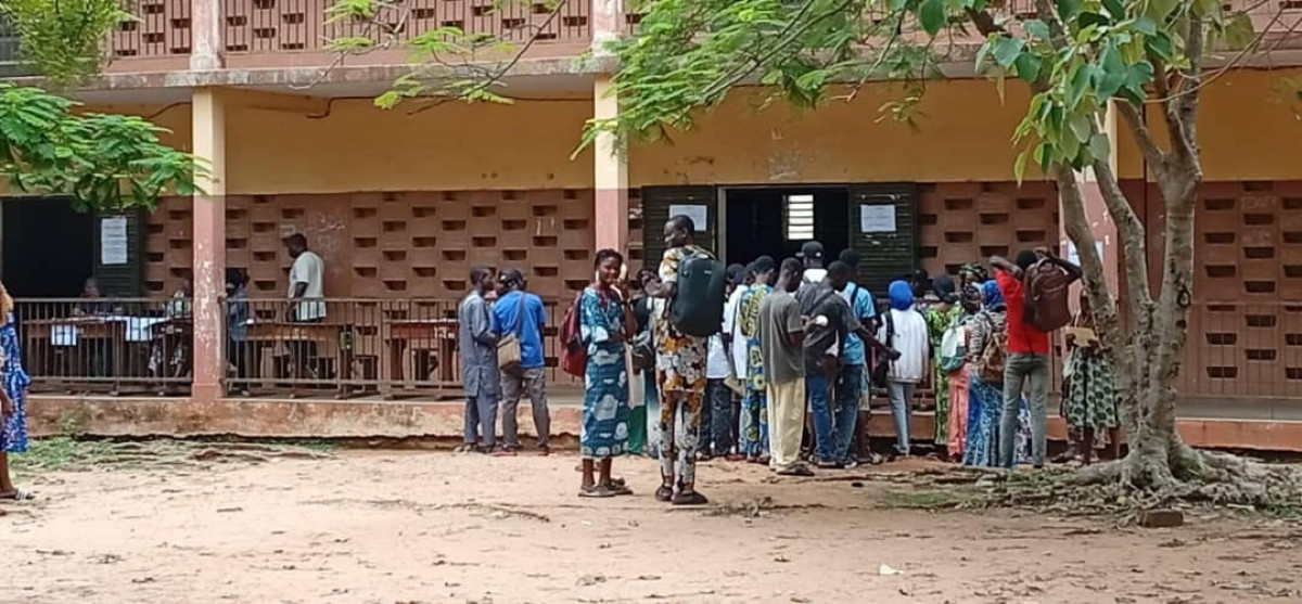Retrait des relevés de notes du Baccalauréat 2025 à Parakou: les candidats ont hâte de découvrir leurs notes