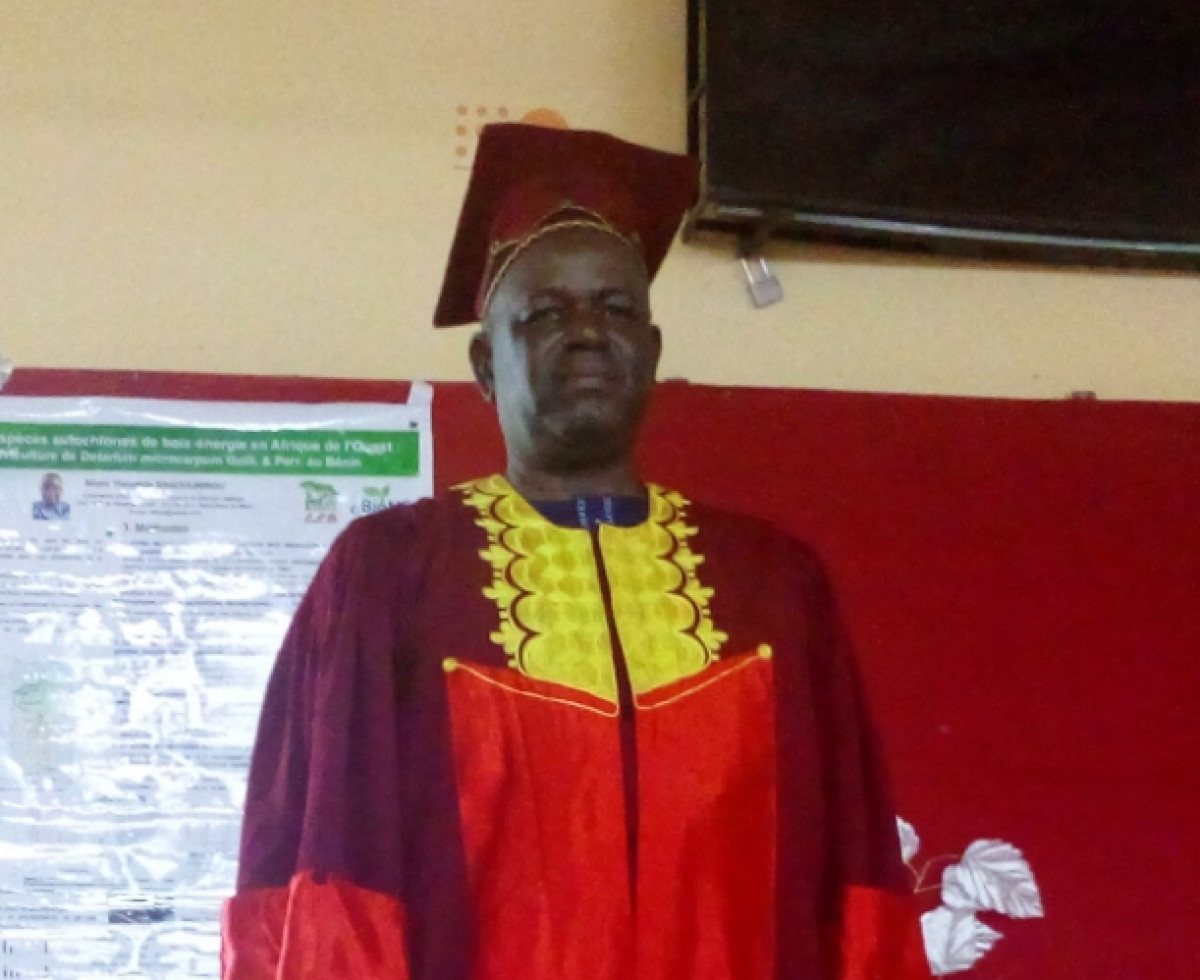UNIVERSITÉ DE PARAKOU : Le Colonel Théophile Sinadounwirou, nouveau docteur en sciences agronomiques . Il a travaillé pour la promotion des espèces autochtones