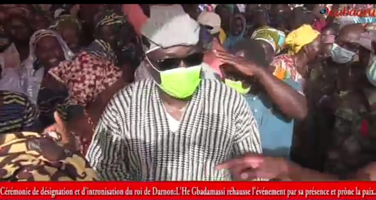CÉRÉMONIE DE DÉSIGNATION ET D&rsquo;INTRONISATION DU ROI DE DARNON: L&rsquo;He Gbadamassi rehausse l&rsquo;événement par sa présence et prône la paix