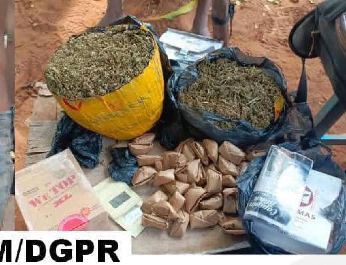 Abomey-calavi: la police arrête un vendeur de drogue à Agori