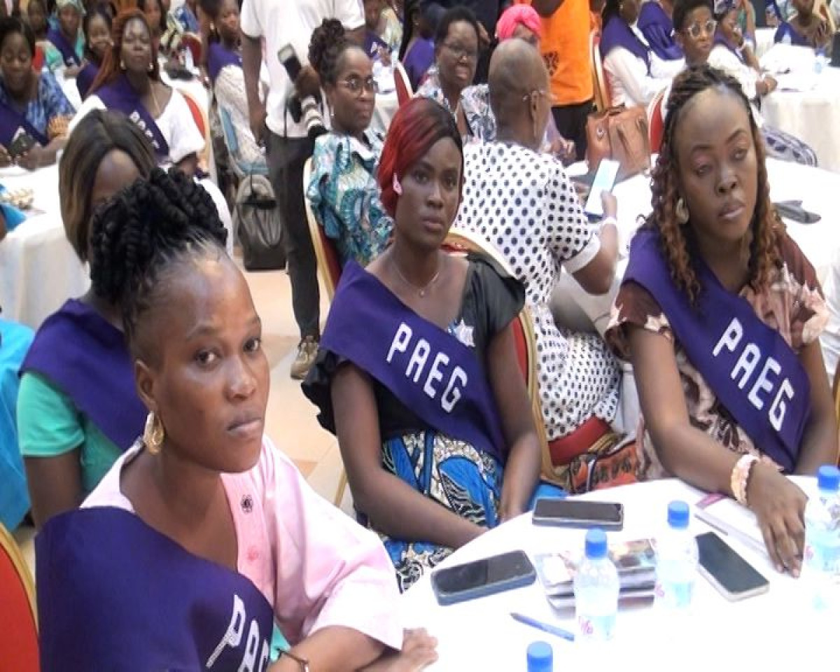 RENCONTRE DES JEUNES FEMMES LEADERS DU PAEG 1 AVEC LA MINISTRE DES AFFAIRES SOCIALES  : Un engagement pour l&rsquo;égalité du genre   