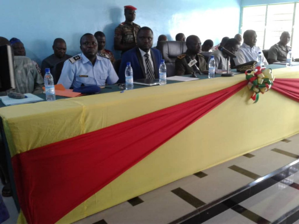 EN TOURNÉE STATUTAIRE A BANIKOARA : Le préfet Moussa salue les efforts du maire et son conseil communal