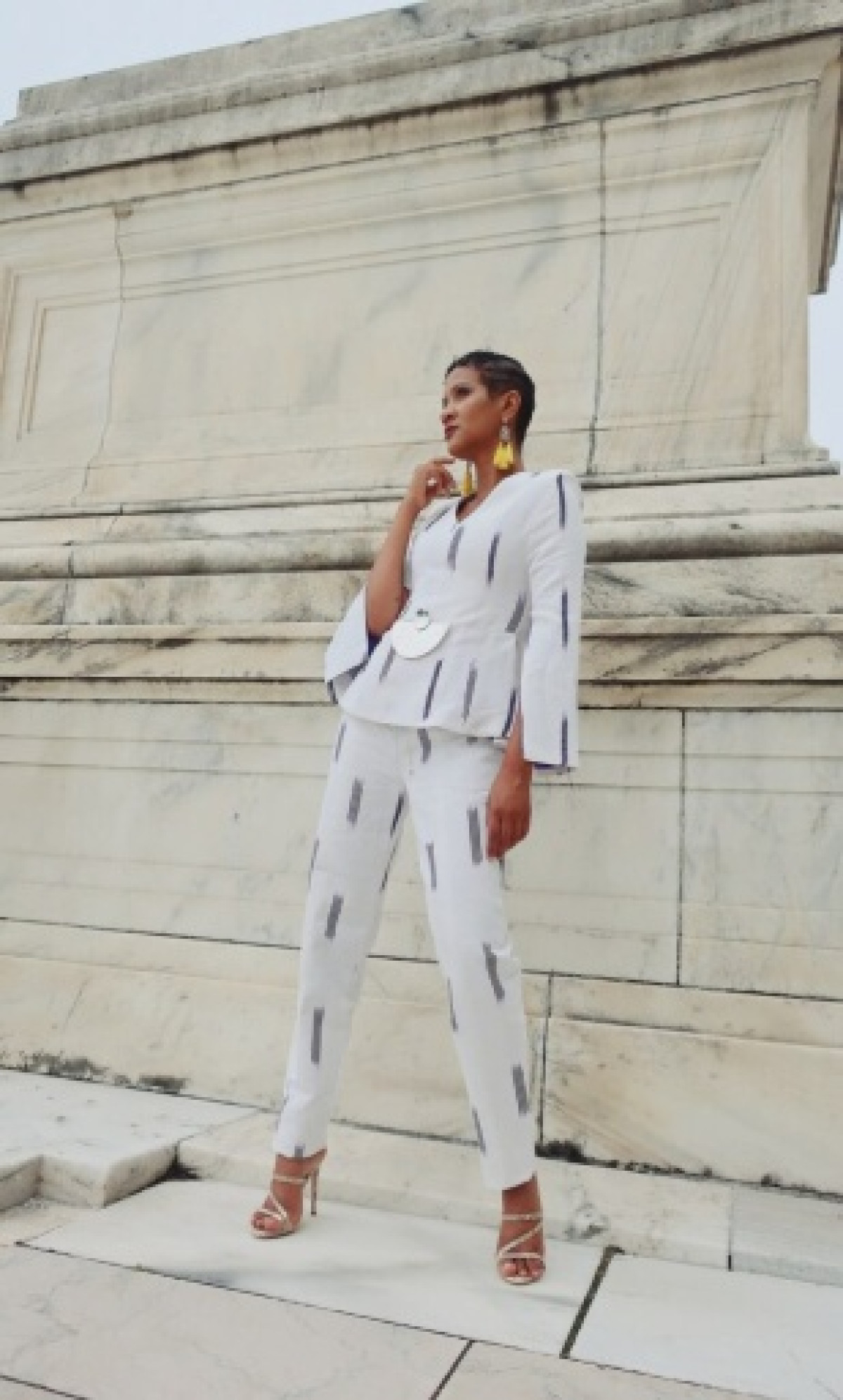 INSTANT FASHION : Ces modèles tendances que vous pouvez faire avec du pagne tissé