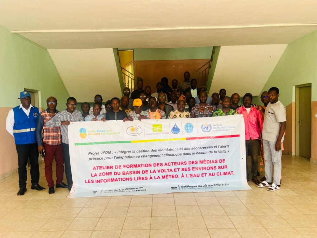 GESTION DES INONDATIONS ET SÉCHERESSES DANS LE BASSIN DE LA VOLTA : Météo Bénin outille les journalistes sur l&rsquo;hydrométéorologie et le Climat
