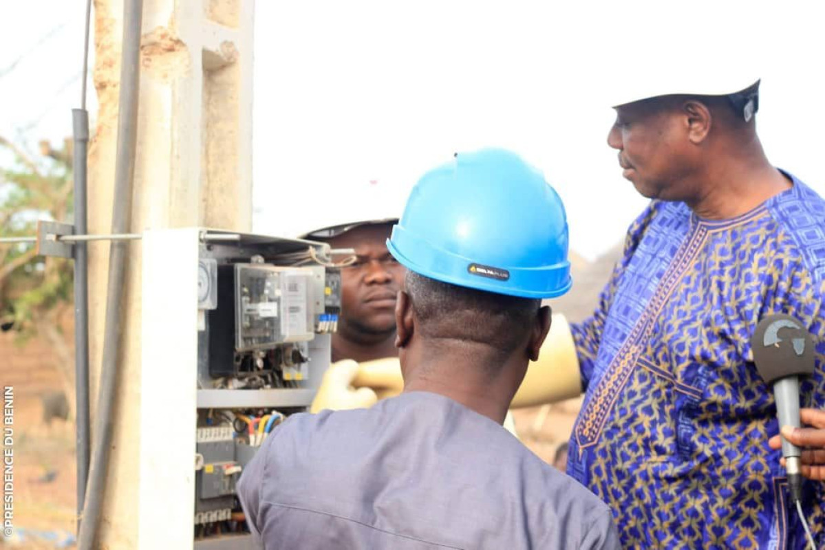 ELECTRIFICATION RURALE DANS 7 LOCALITES DE L’ATACORA : Le gouvernement réalise le rêve de plusieurs apprenants