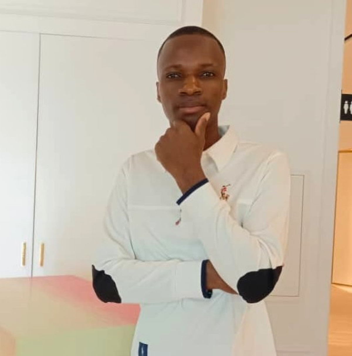 A travers son poème sur ‘’les 16 jours d'activisme contre les vbg’’ : Le jeune Aristide Tossou soutient l’initiative aves des rimes